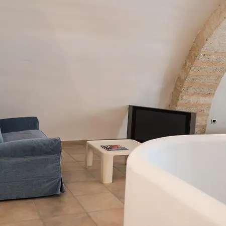 Dimora Belvedere بيت ضيافة نويكاتارو